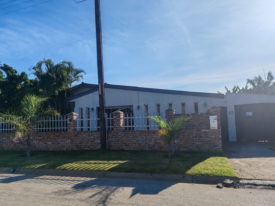5 Bedroom Property for Sale in Retief Eastern Cape